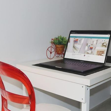 2 Bedrooms Apartment Close To Metro Dafni In אתונה מראה חיצוני תמונה