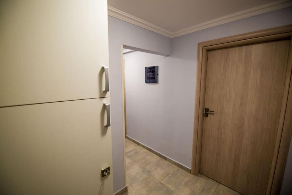 2 Bedrooms Apartment Close To Metro Dafni In אתונה מראה חיצוני תמונה